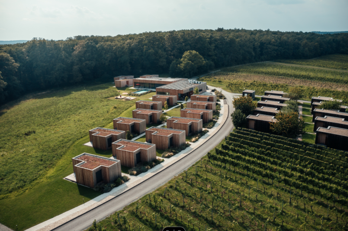 Ratschen – Luftaufnahme des Resorts